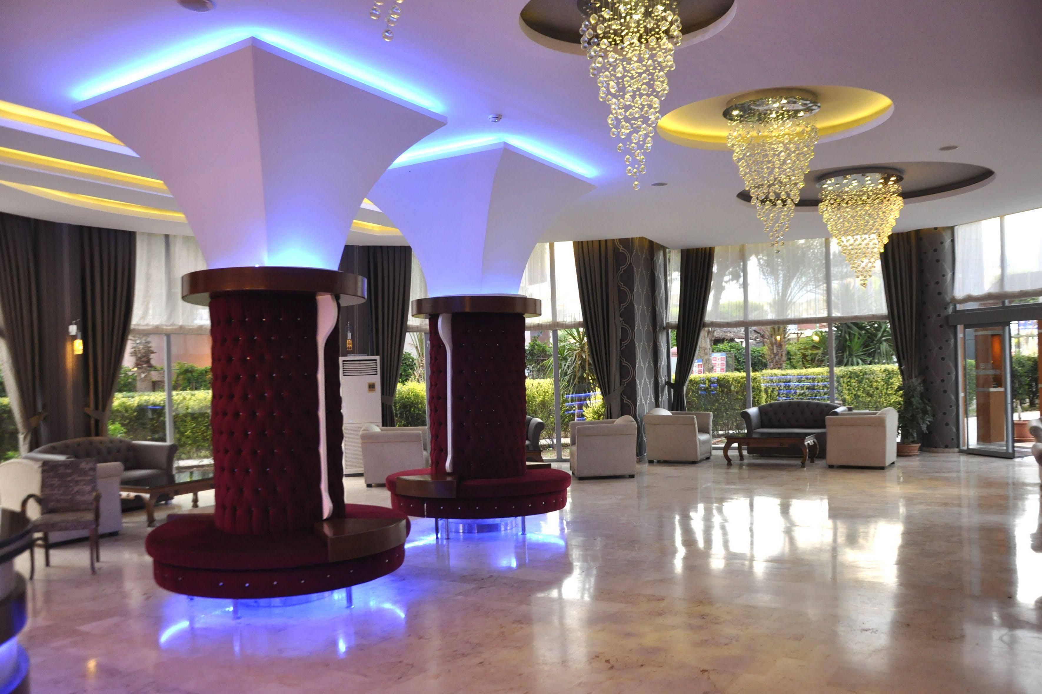 Grand Uysal Beach & Spa Hotel Αλάνια Εξωτερικό φωτογραφία